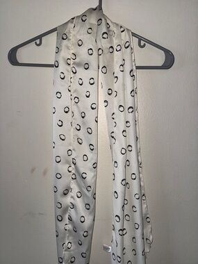 Silky White Circle-Print Scarf